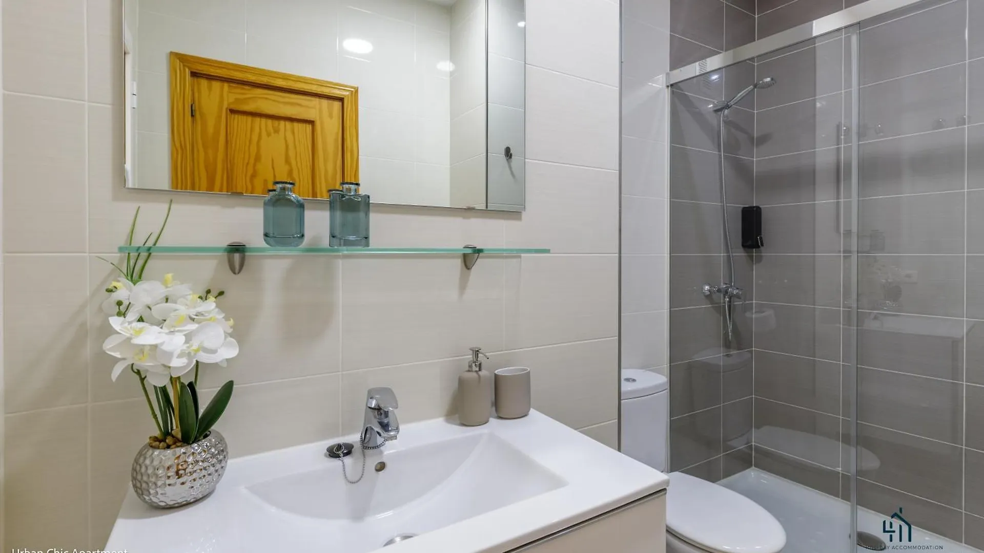 Living4Malaga Urban Apartments  Malaga