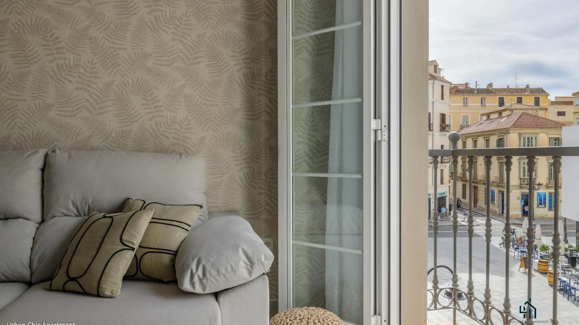Living4Malaga Urban Apartments 0*, مالقة