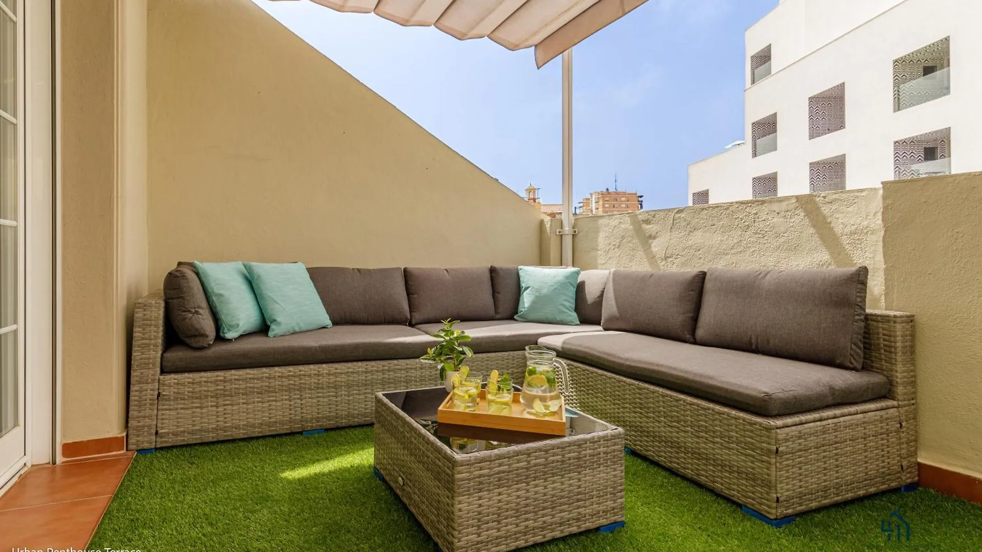 Living4Malaga Urban Apartments